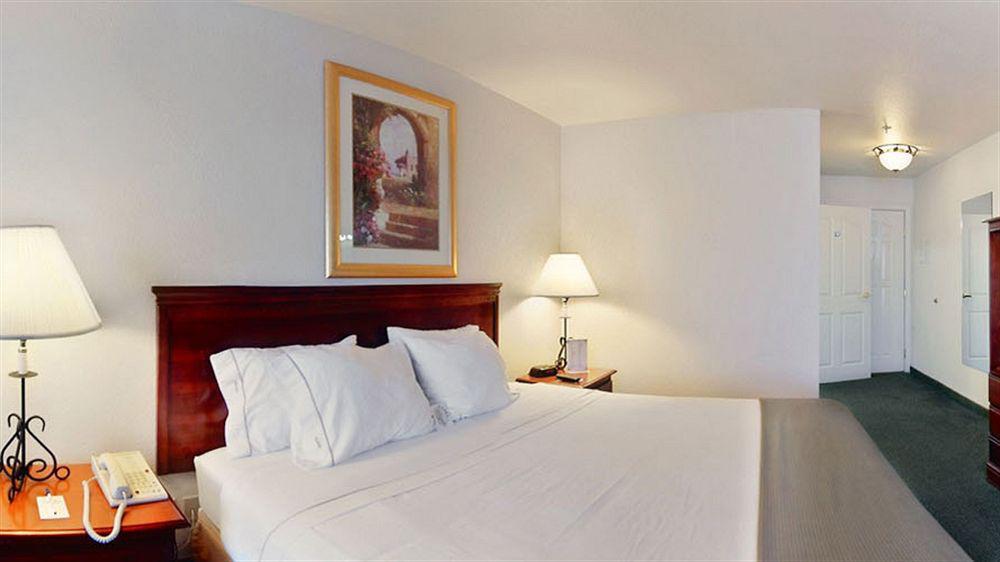 Holiday Inn Express Calexico, An Ihg Hotel Экстерьер фото